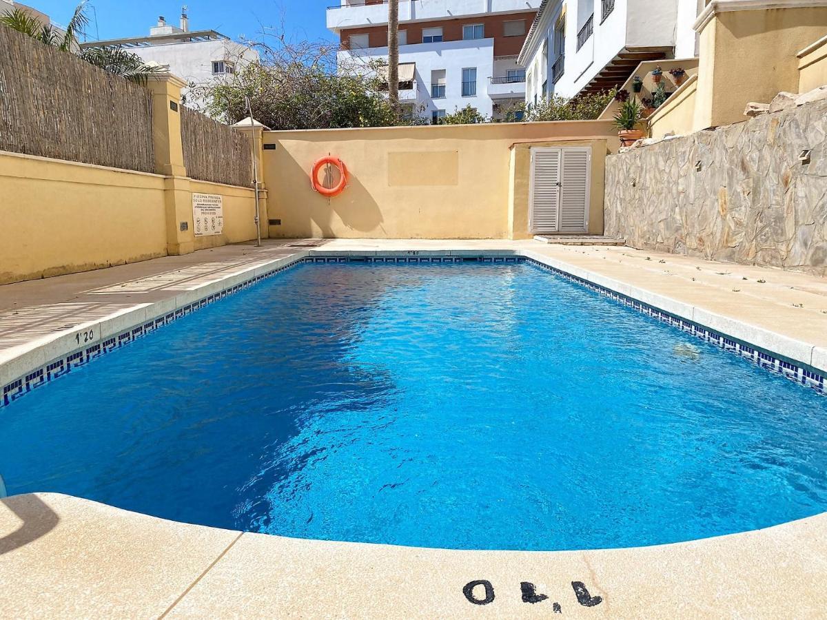 Triton Apartments Casasol Nerja Bagian luar foto